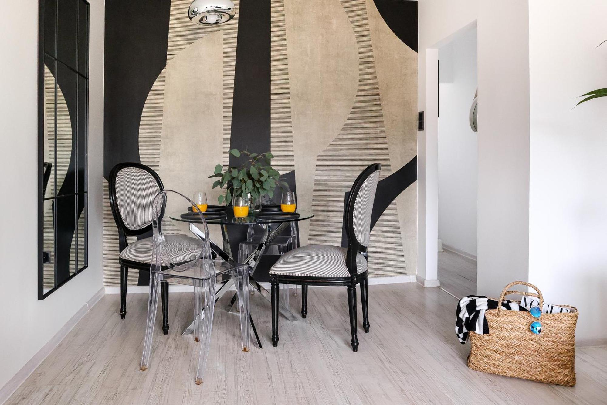 Apartament Czarno Na Bialym Wladyslawowo Luaran gambar