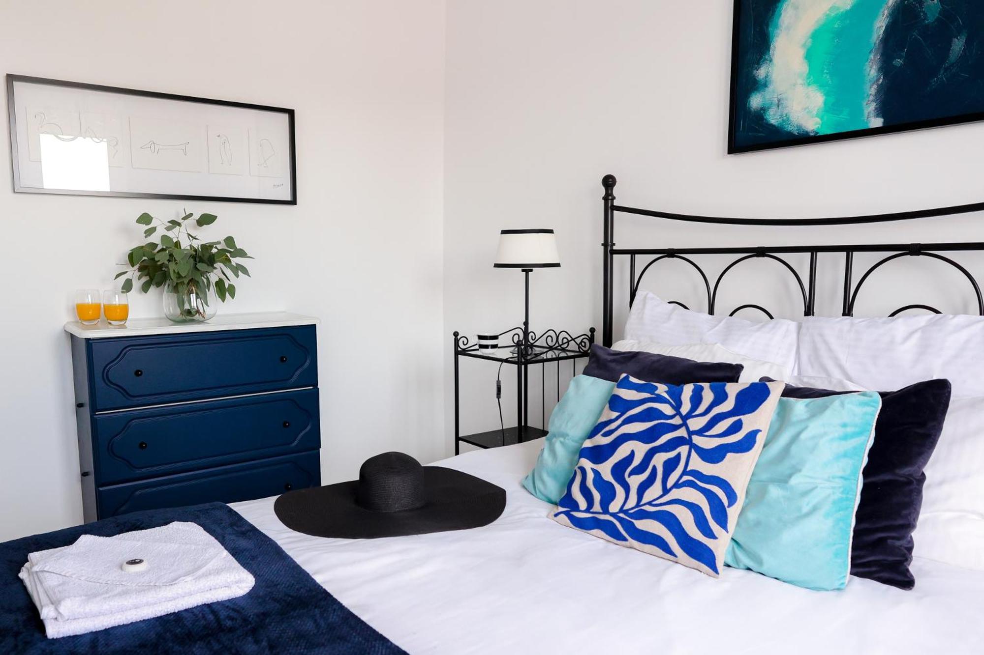 Apartament Czarno Na Bialym Wladyslawowo Luaran gambar