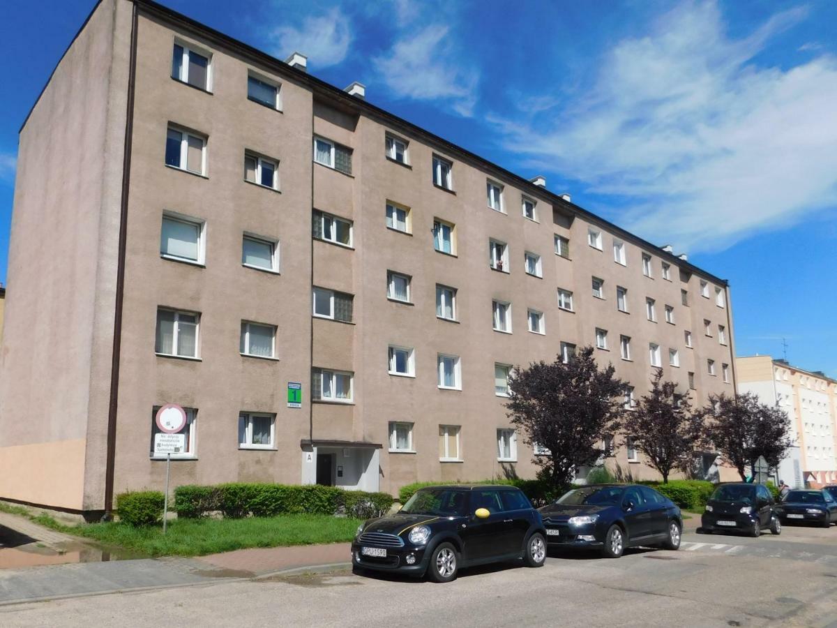 Apartament Czarno Na Bialym Wladyslawowo Luaran gambar